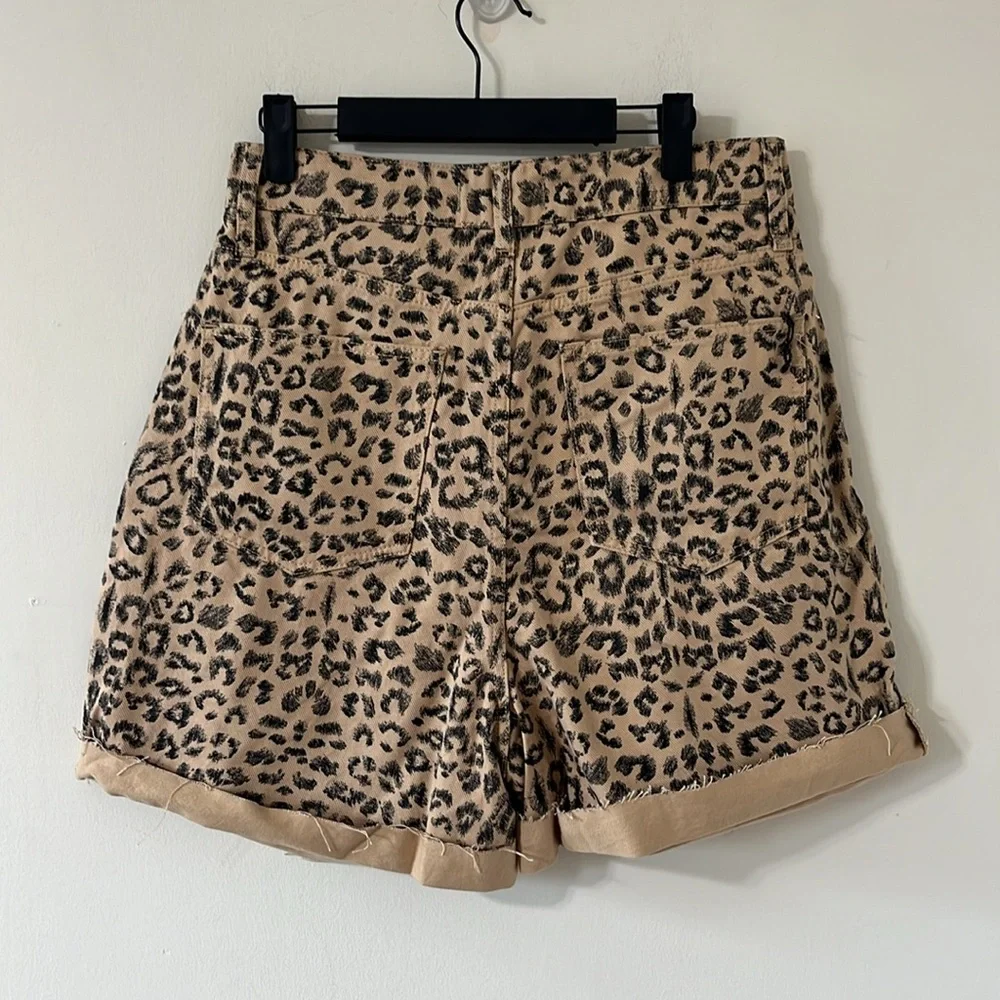 NEW Free People Dogtown Cheetah High Rise Baggy Relaxed Denim Shorts Size 30 - Picture 7 of 10